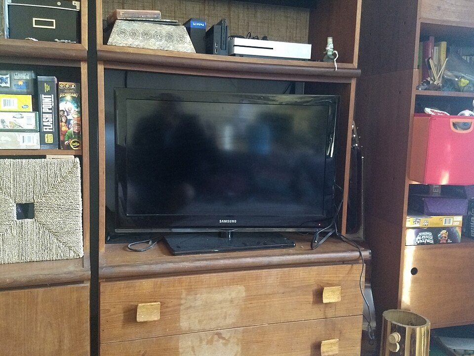 Smart TV 32 Inch HD Android TV